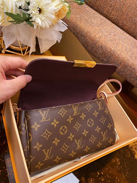 louis vuitton favorite mm release date.